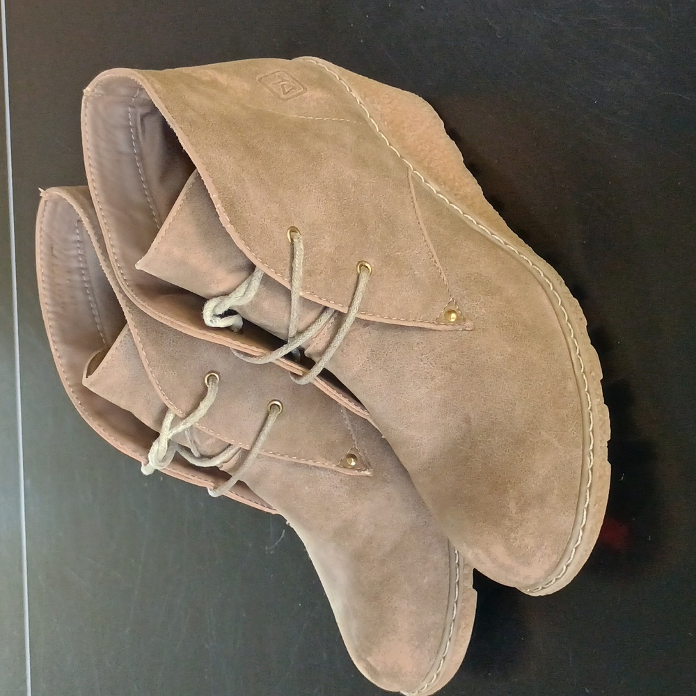 Dirty Laundry Taupe Suede Wedge Boots